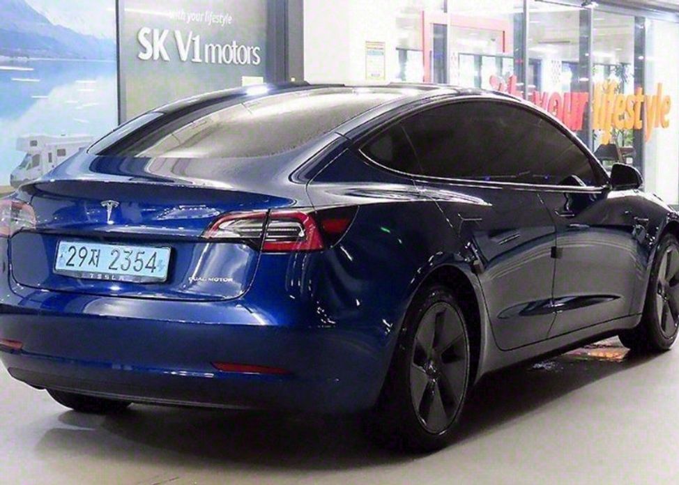 Tesla Model 3 2022