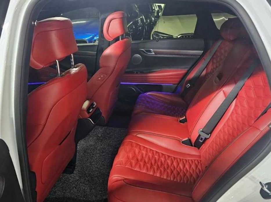 Genesis G80 2025