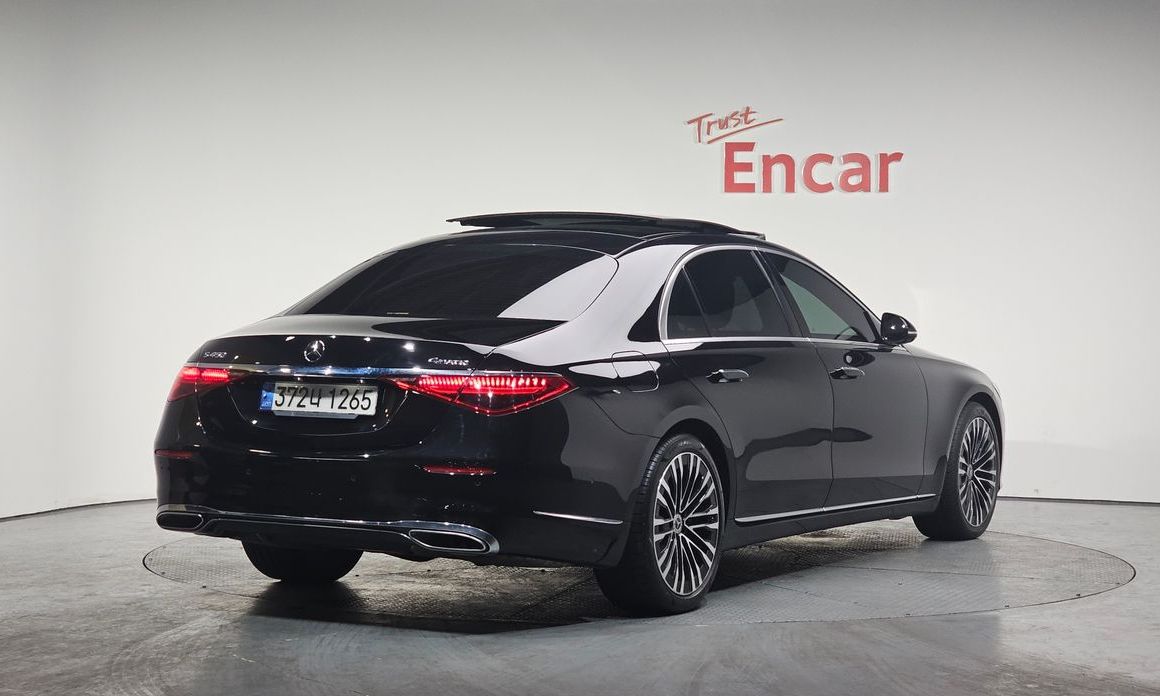 Mercedes-Benz S-Class 2022