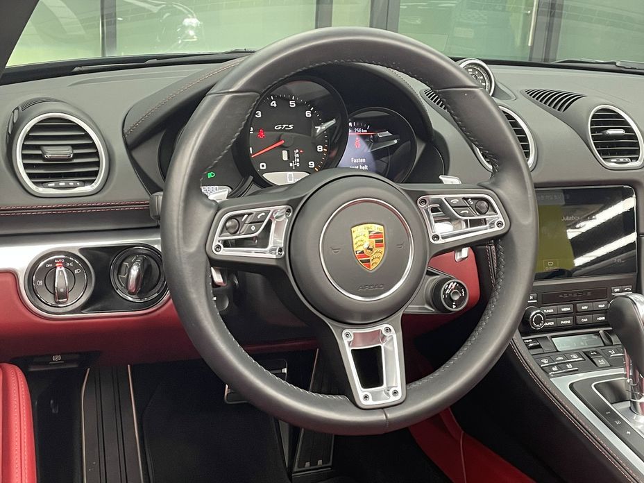 Porsche 718 2024