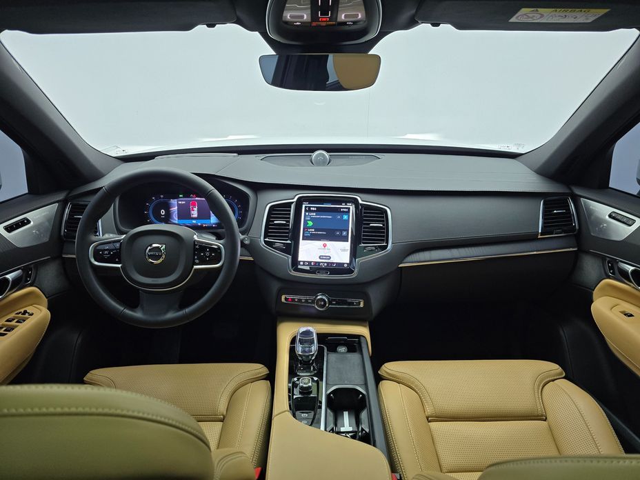 Volvo XC90 2025