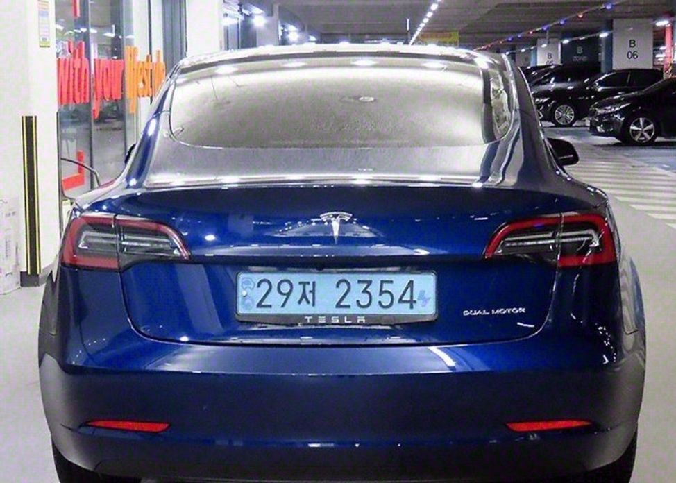 Tesla Model 3 2022