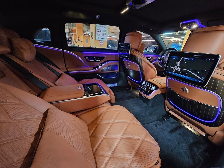 Mercedes-Benz S-Class 2023
