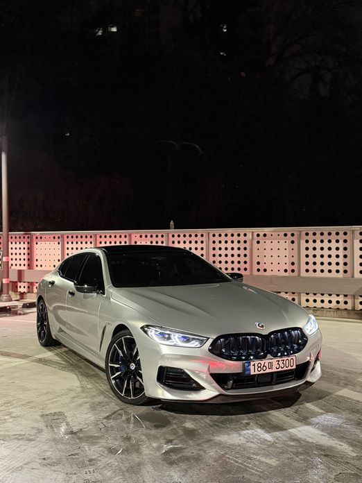 BMW 8-Series 2023