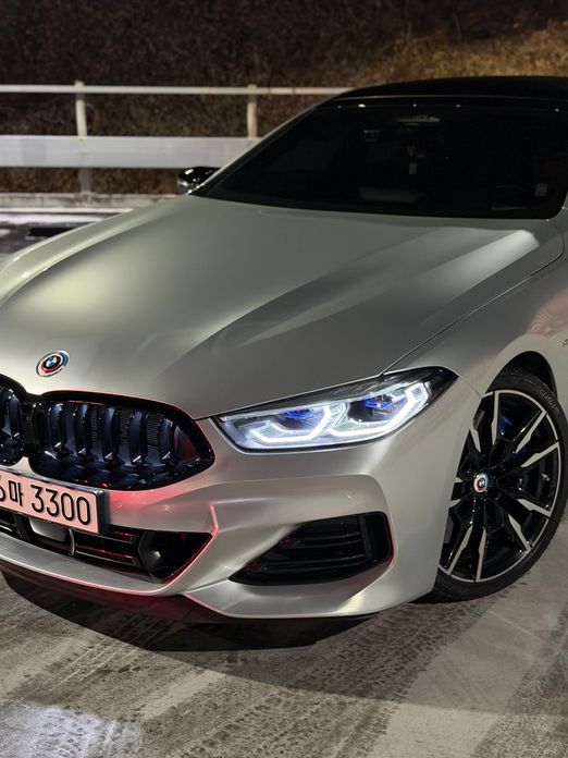 BMW 8-Series 2023