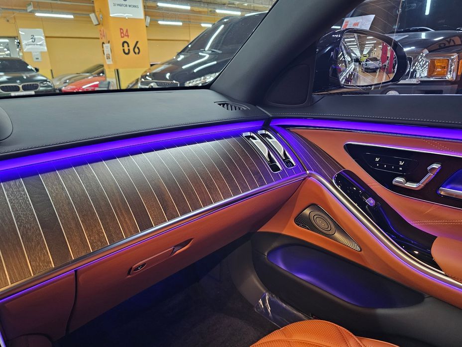 Mercedes-Benz S-Class 2023