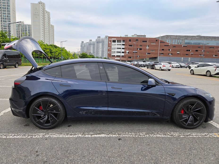 Tesla Model 3 2026
