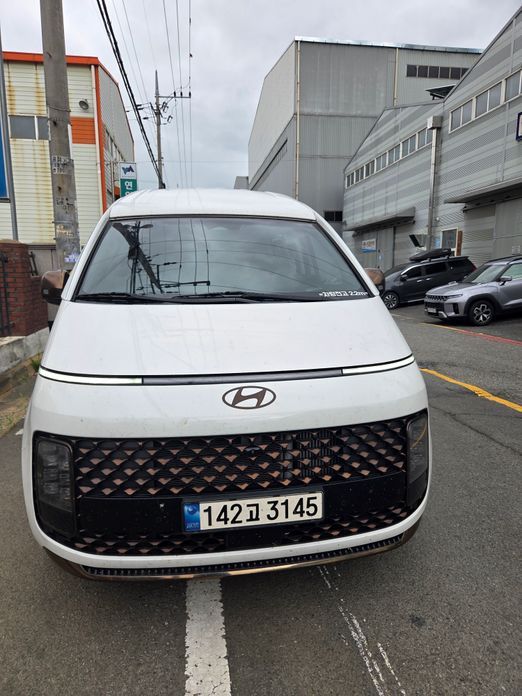 Hyundai Staria 2025