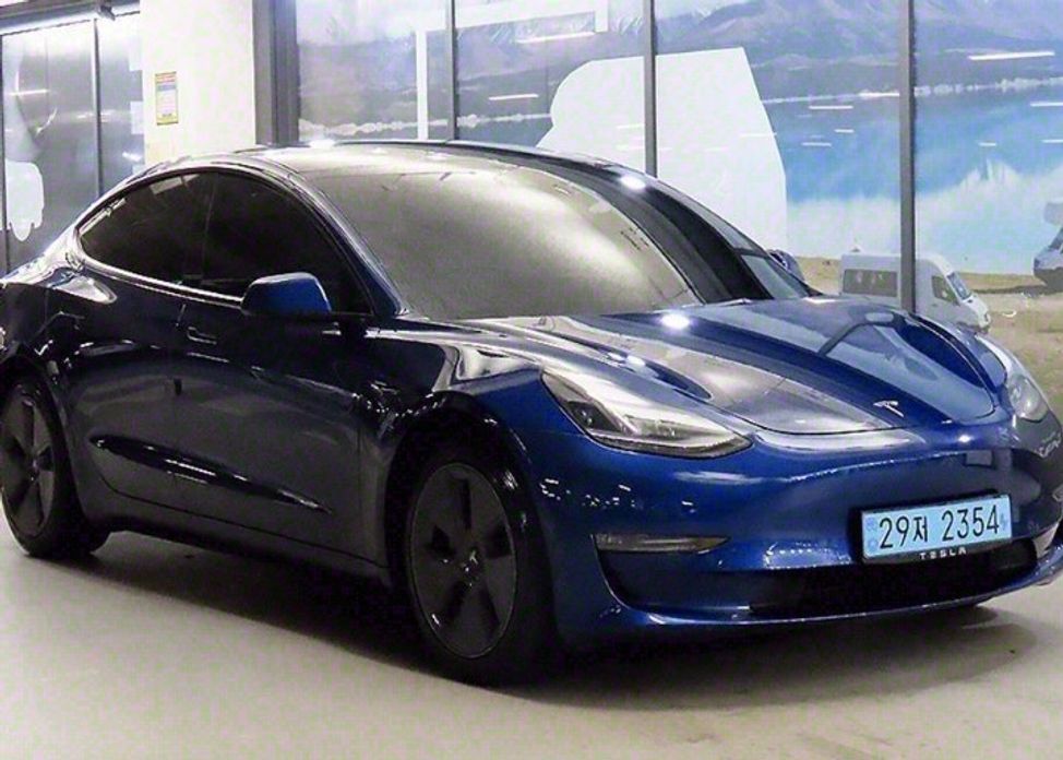 Tesla Model 3 2022