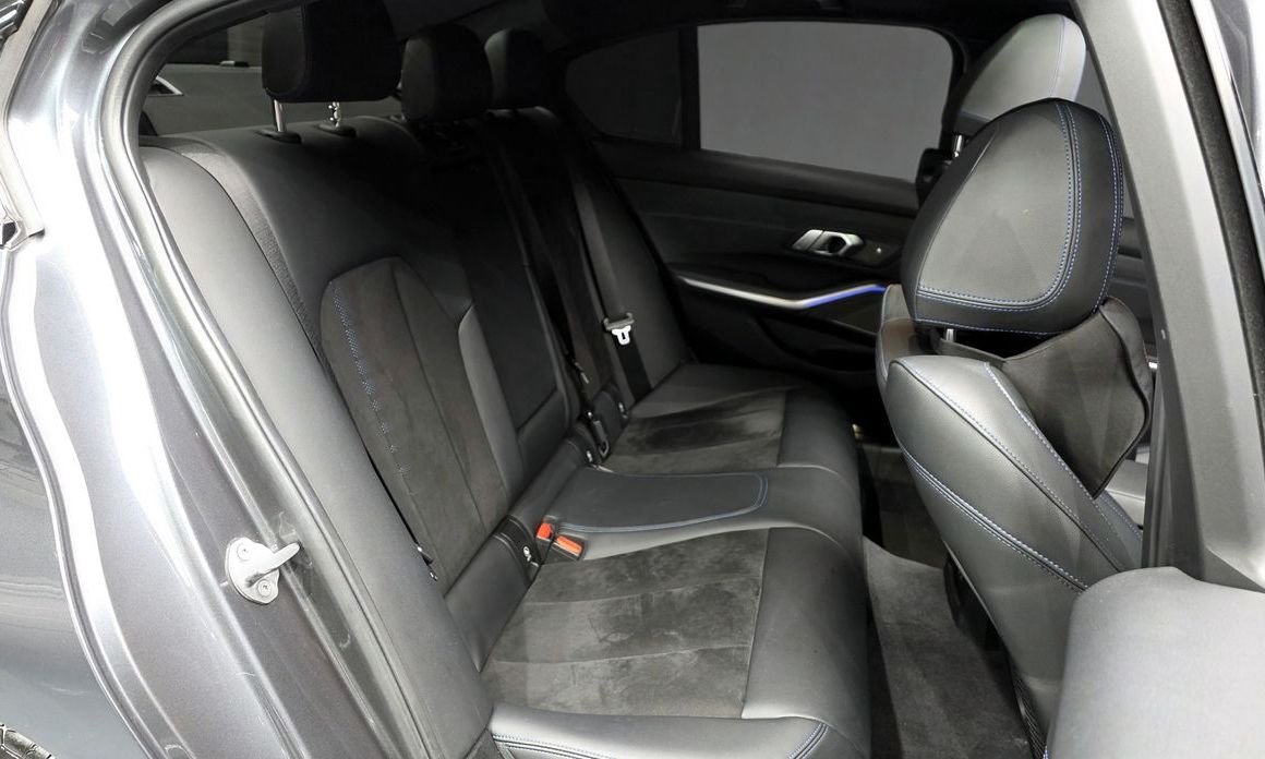 BMW 3-Series 2021