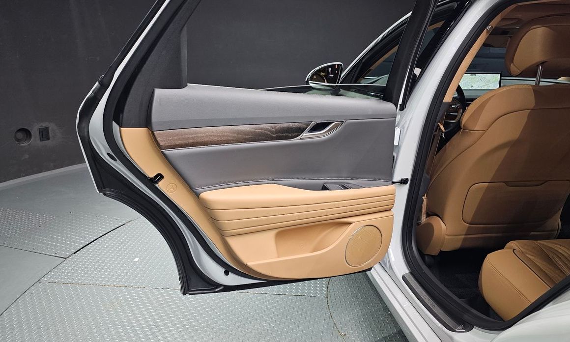 Genesis G80 2024