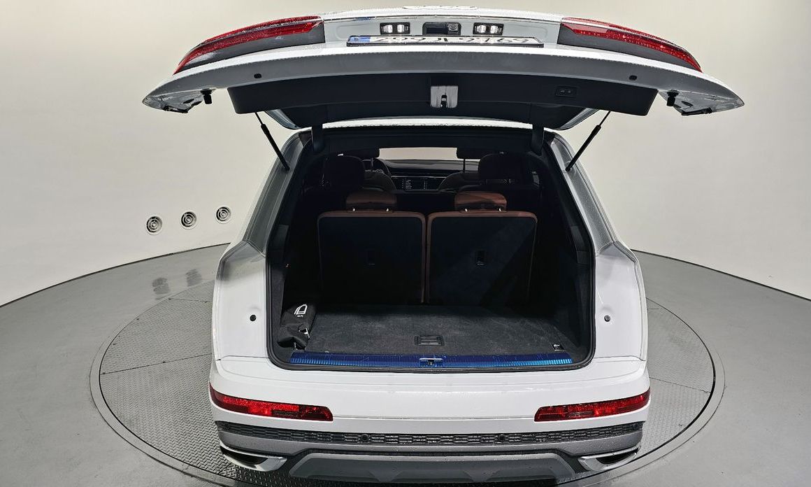 Audi Q7 2023