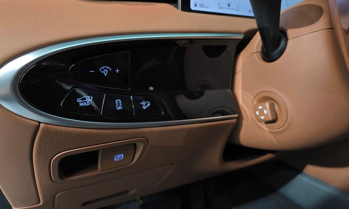 Genesis GV70 2025