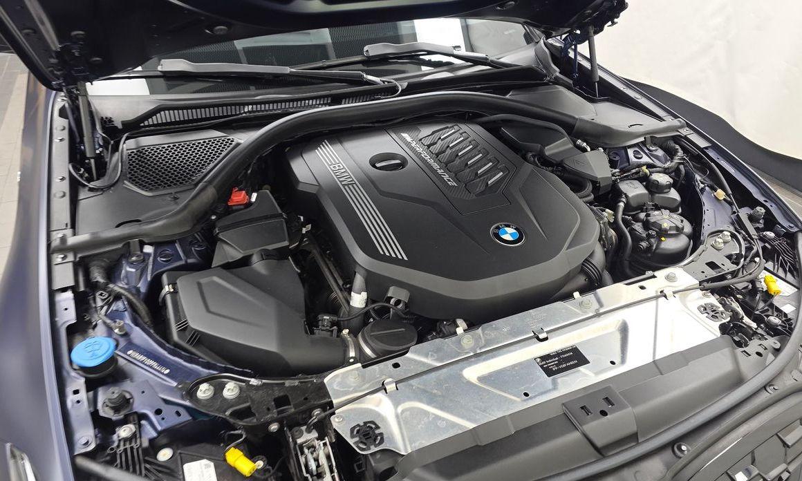 BMW 3-Series 2023
