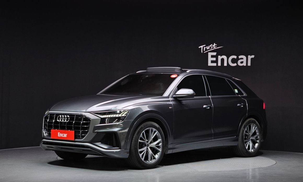 Audi Q8 2021