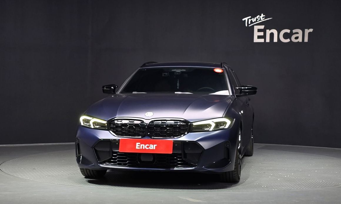 BMW 3-Series 2023