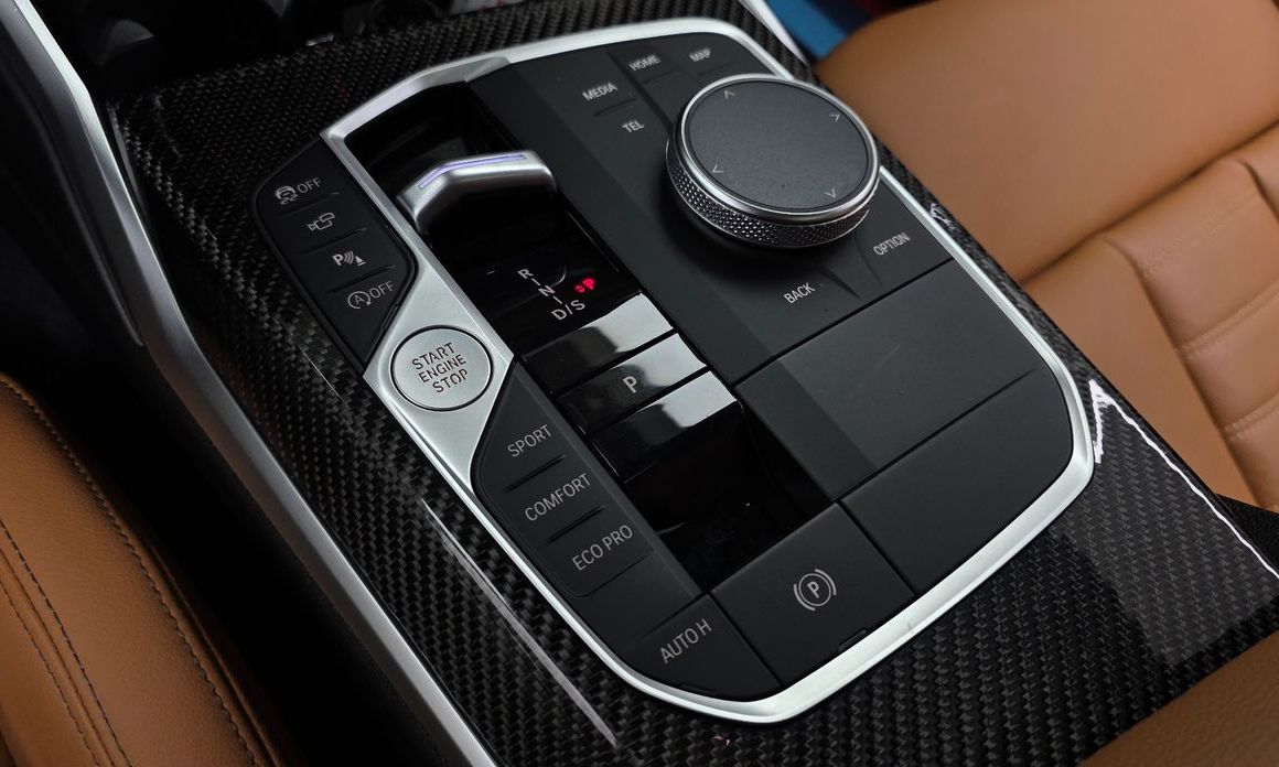 BMW 3-Series 2023