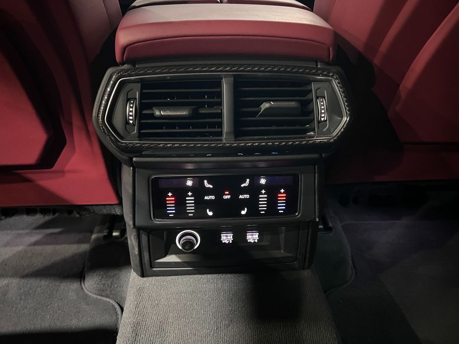 Lamborghini Urus 2021