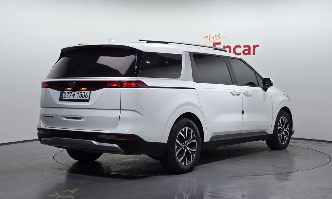 Kia Canival 2021