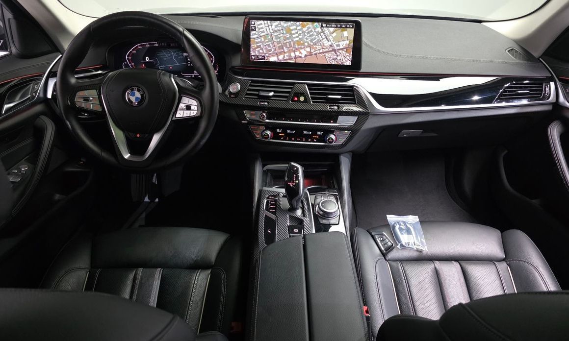 BMW 5-Series 2022