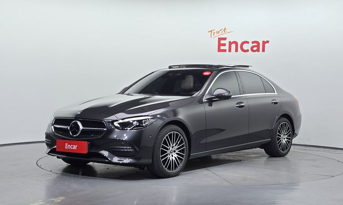Mercedes-Benz C-Class 2025