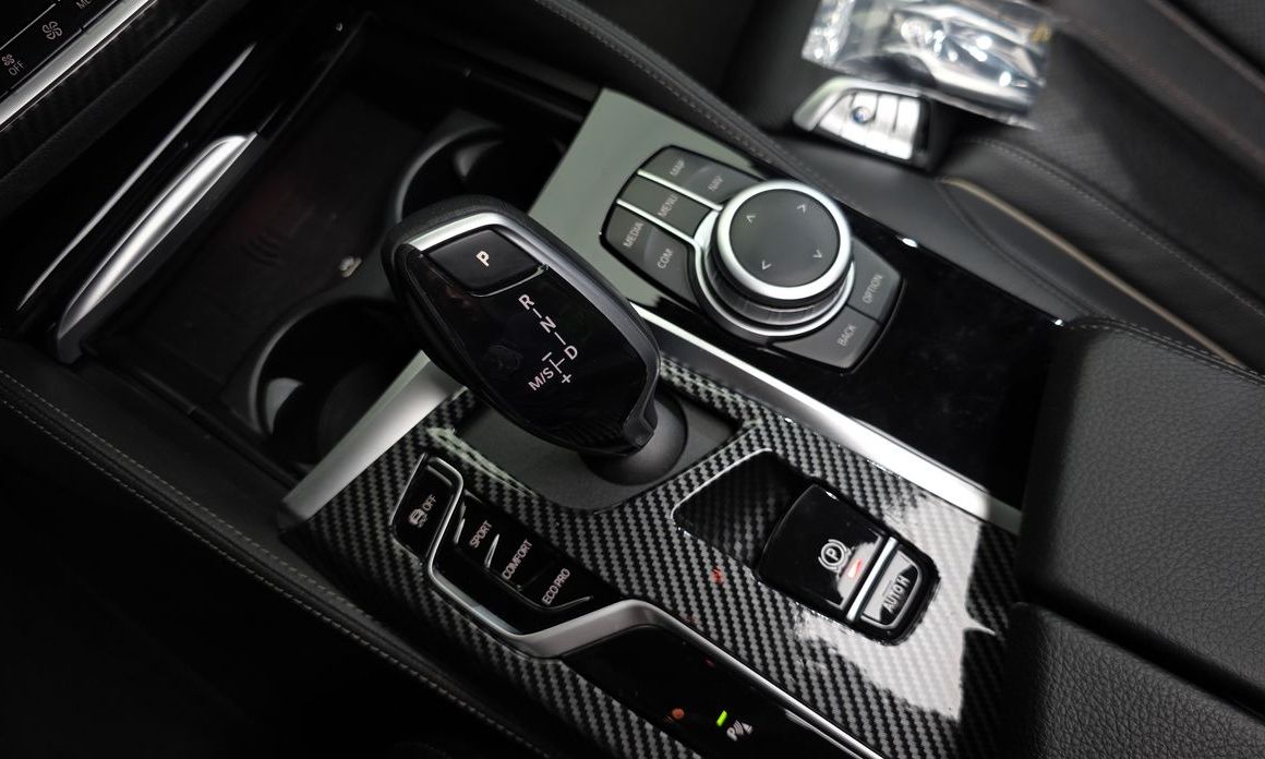 BMW 5-Series 2022