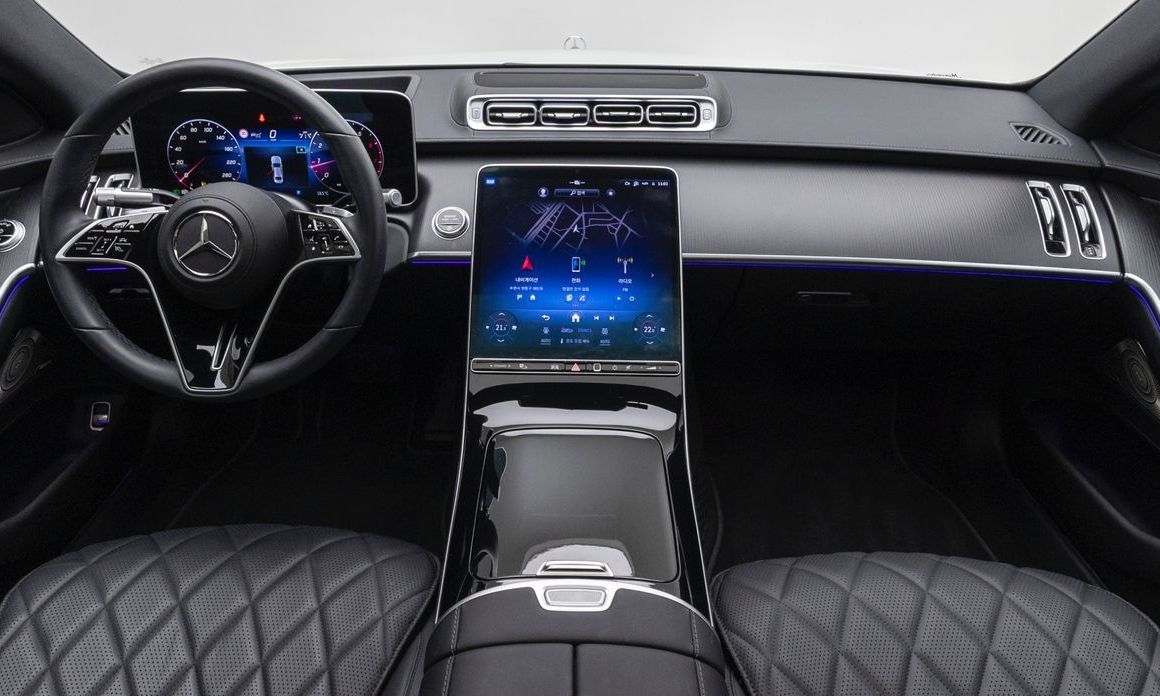 Mercedes-Benz S-Class 2024