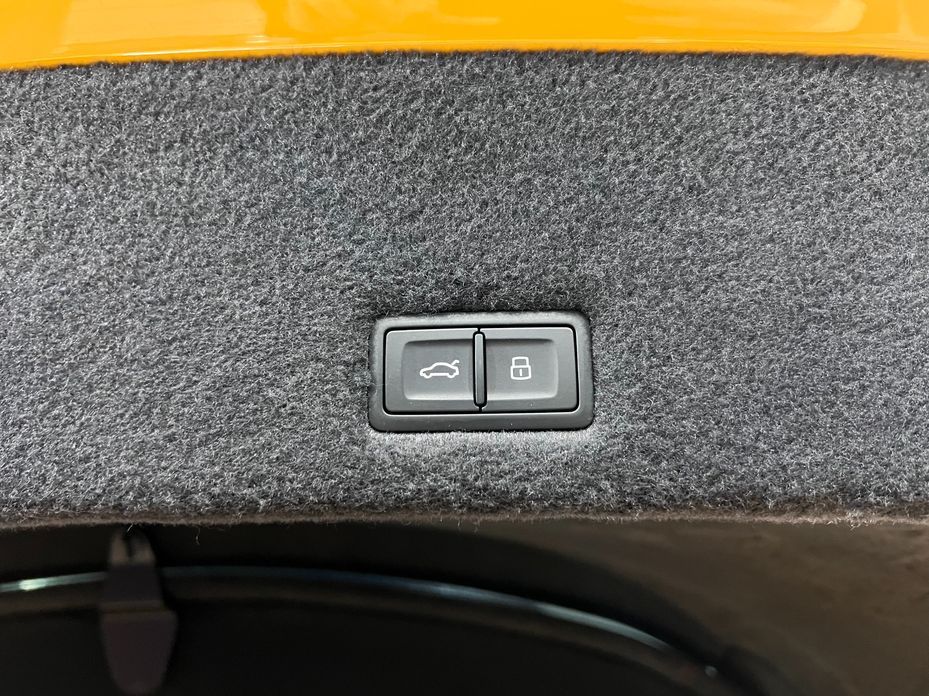 Lamborghini Urus 2021
