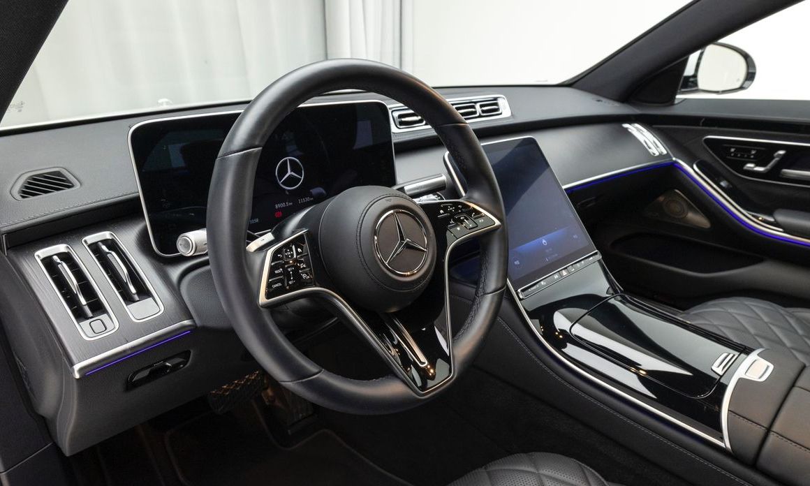 Mercedes-Benz S-Class 2024