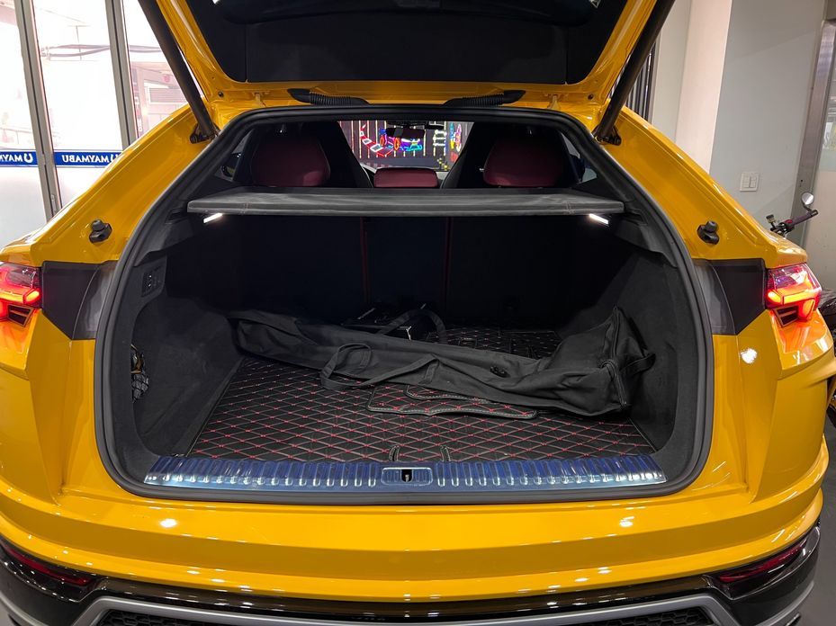 Lamborghini Urus 2021