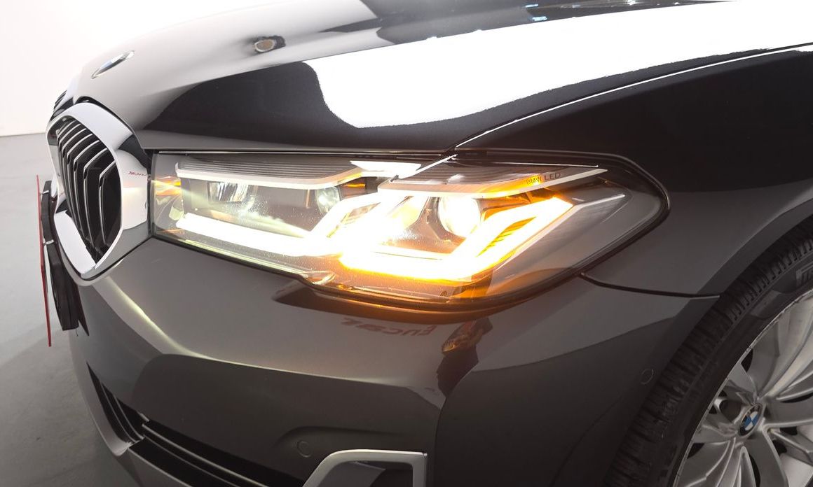 BMW 5-Series 2022