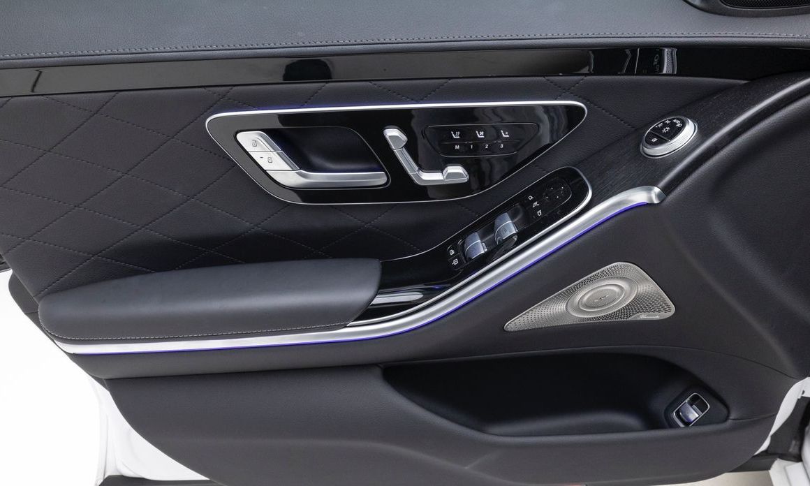 Mercedes-Benz S-Class 2024