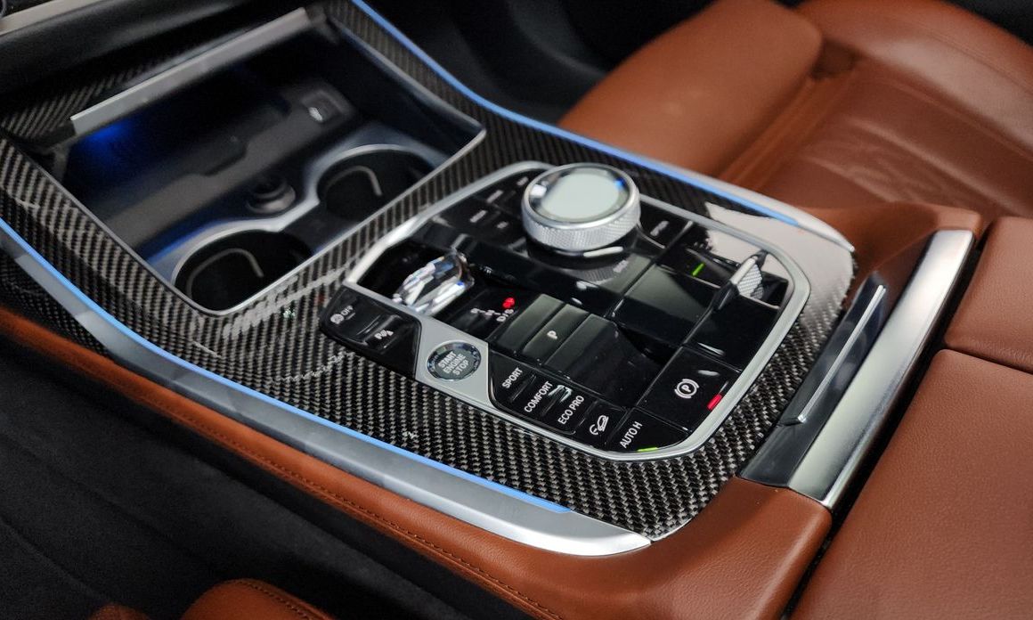 BMW X7 2025