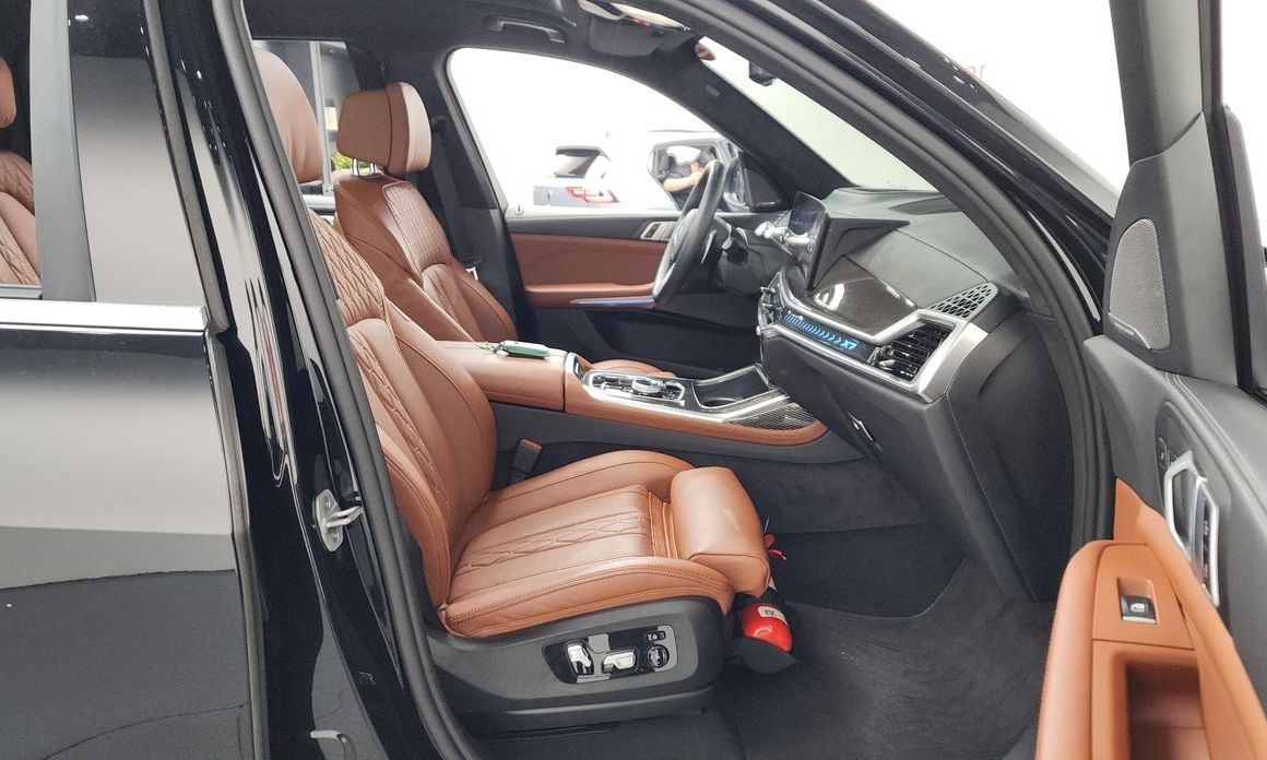 BMW X7 2025
