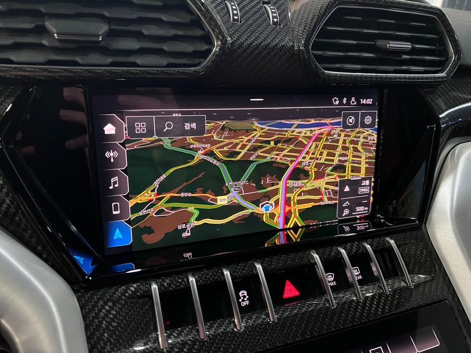 Lamborghini Urus 2021
