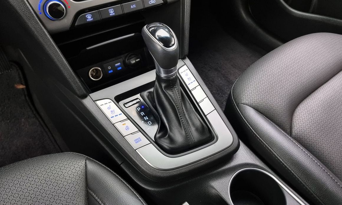 Hyundai AVANTE 2018