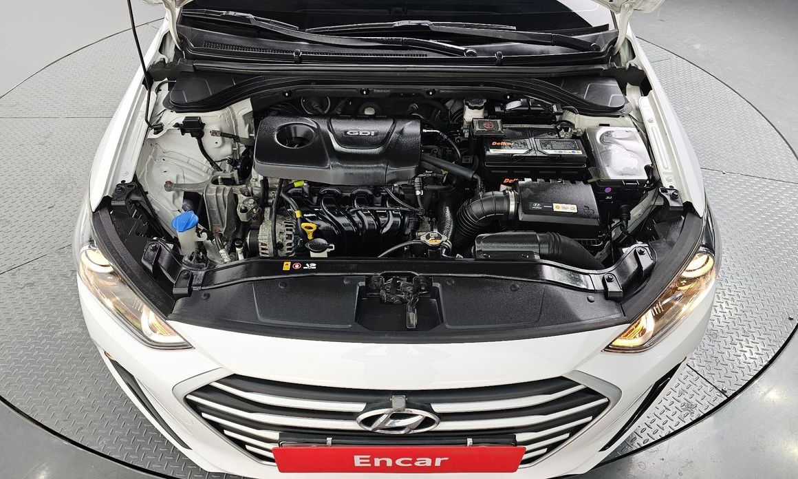 Hyundai AVANTE 2017