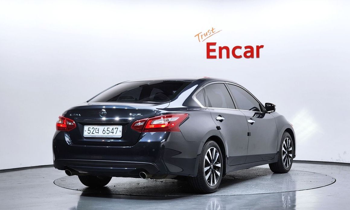 Nissan Altima 2018