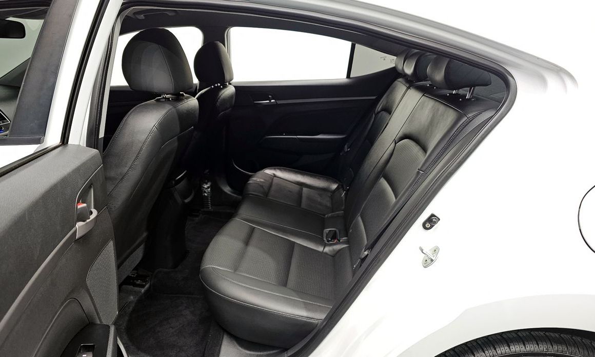 Hyundai AVANTE 2017