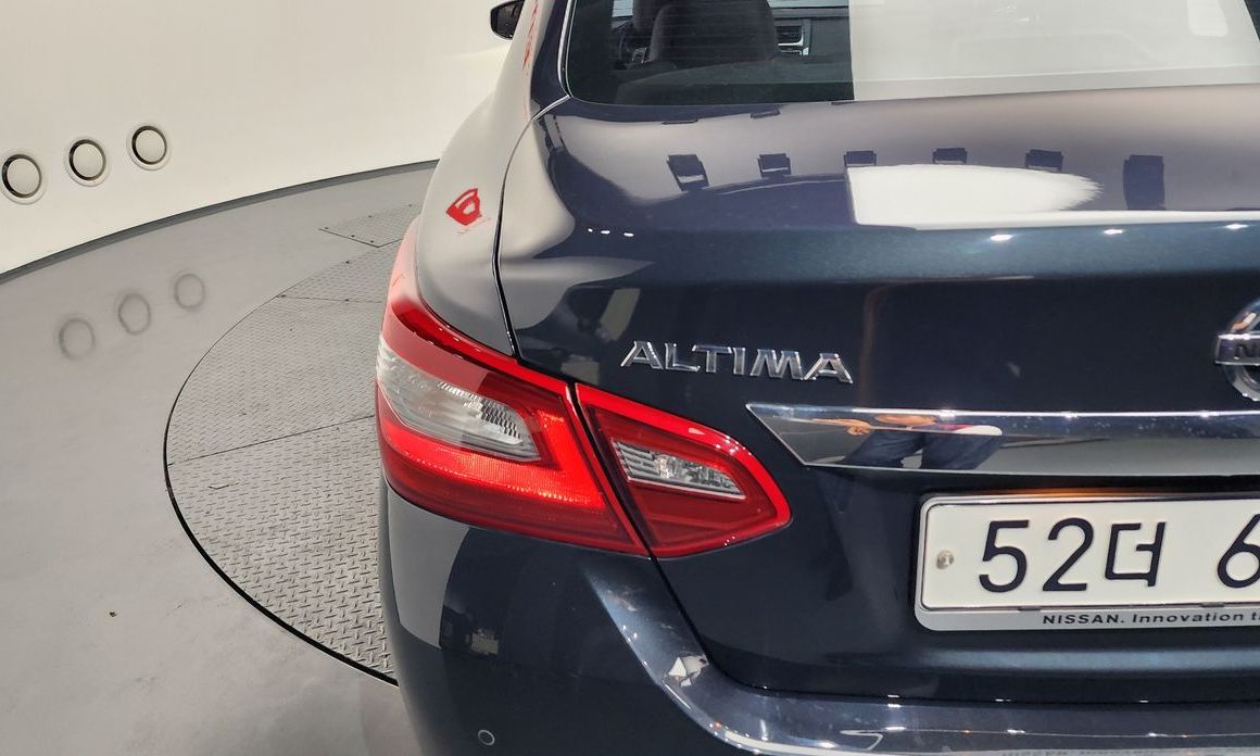 Nissan Altima 2018