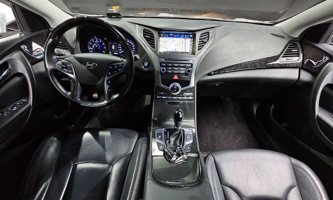 Hyundai Grandeur 2015