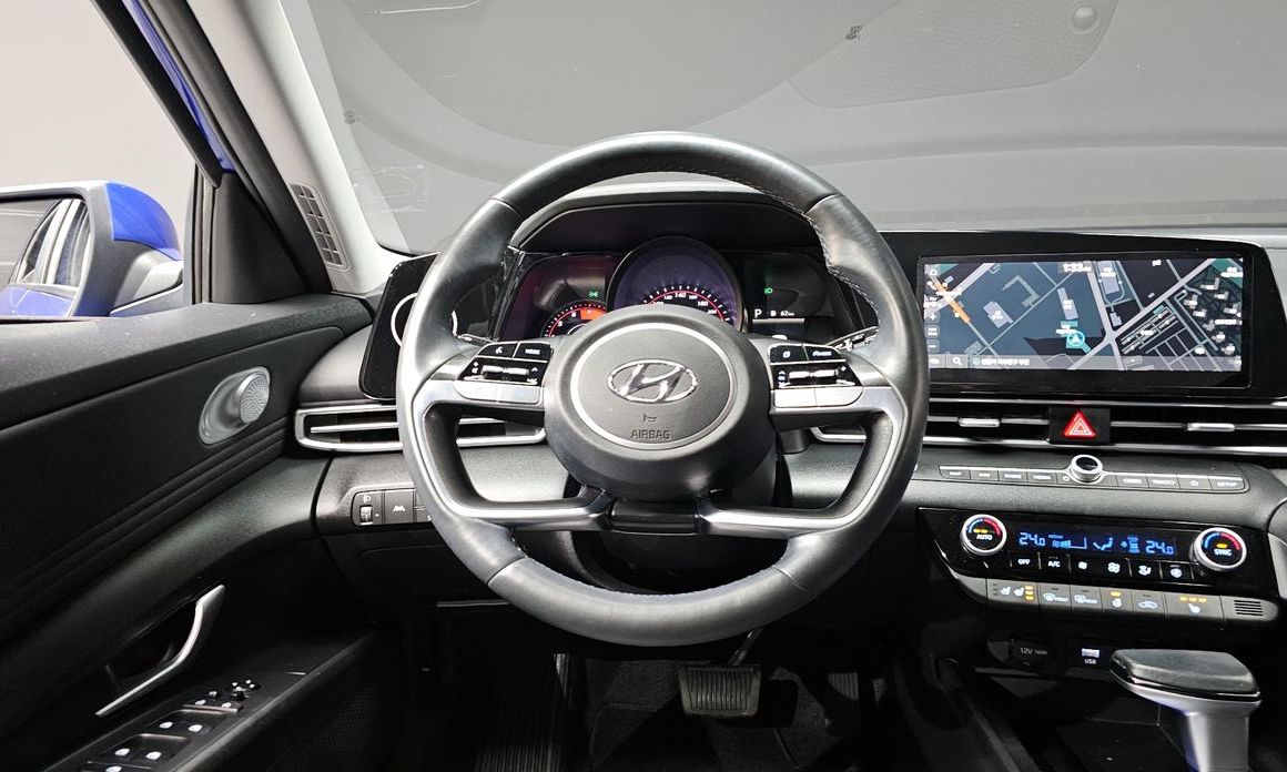 Hyundai AVANTE 2021