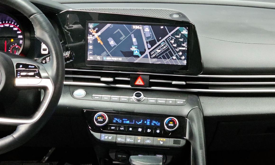 Hyundai AVANTE 2021