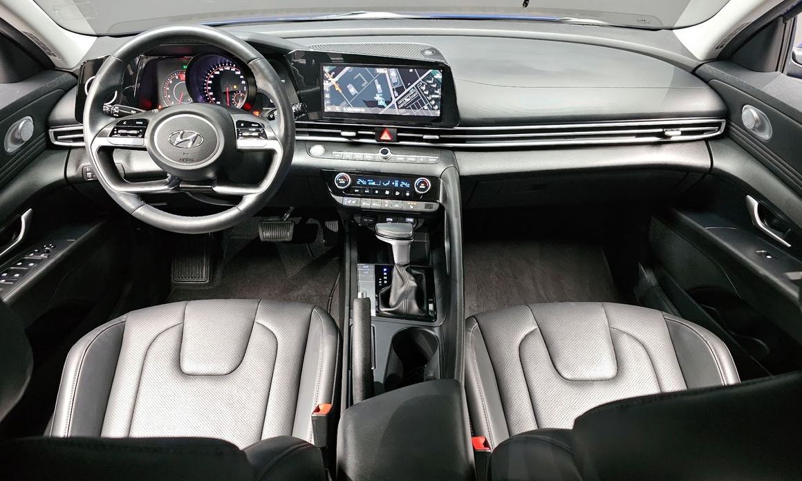 Hyundai AVANTE 2021