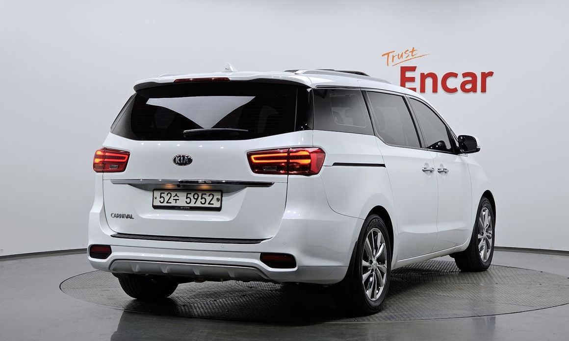 Kia Canival 2019