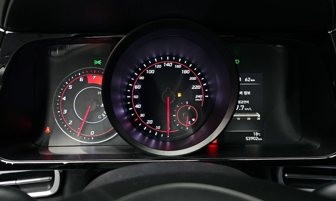 Hyundai AVANTE 2021