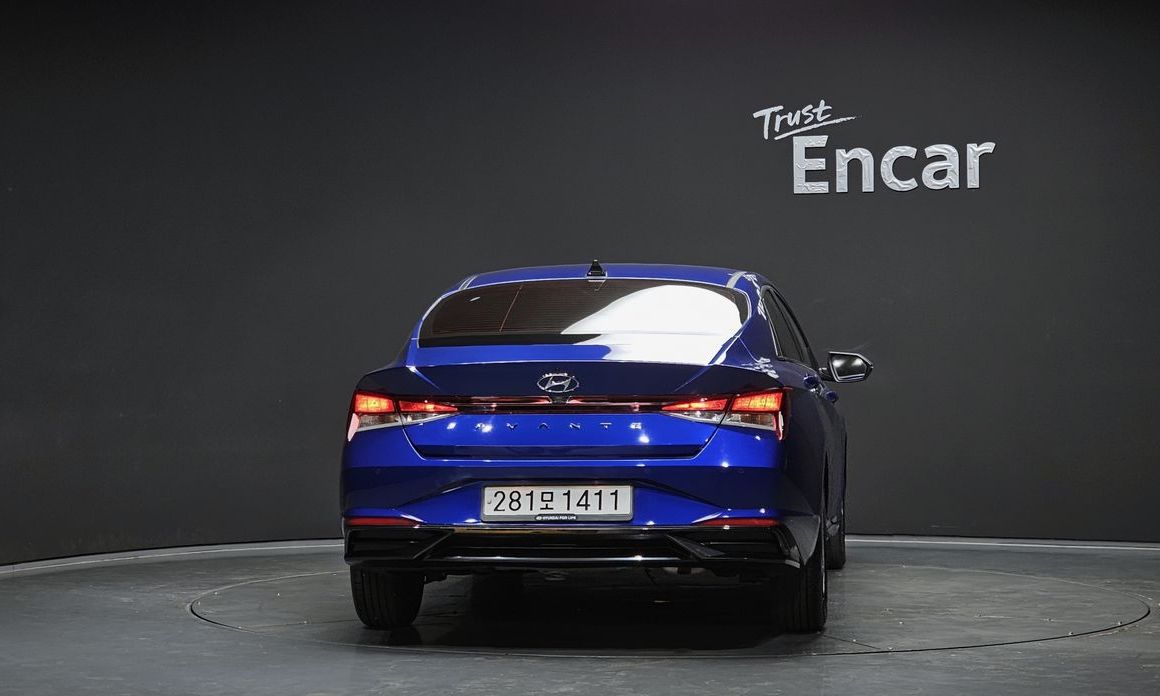 Hyundai AVANTE 2021