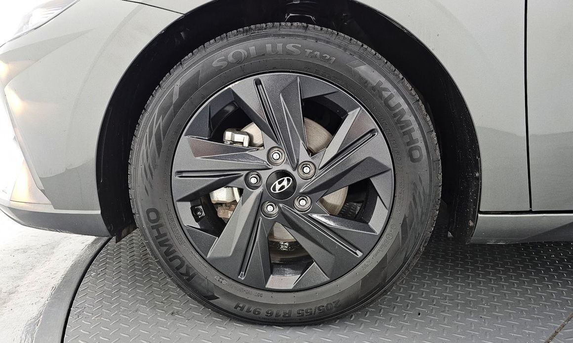 Hyundai AVANTE 2023