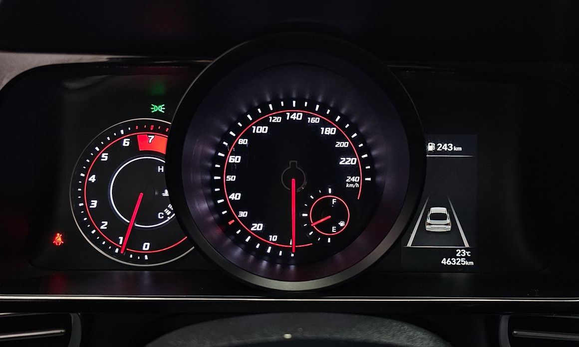 Hyundai AVANTE 2021