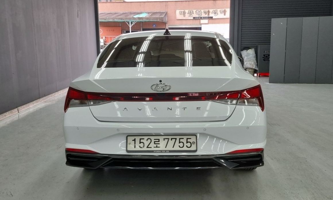 Hyundai AVANTE 2021